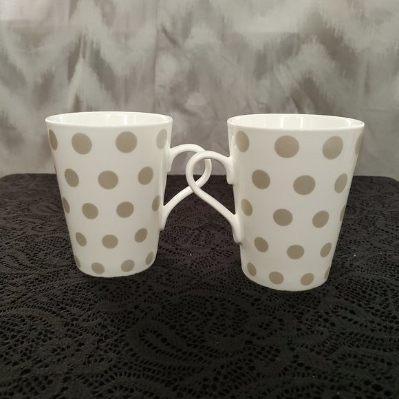 Crate&Barrel Dining Nwot Crate Barrel White W Gray Dots Coffee Mugs